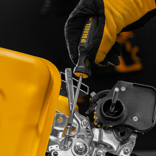 Отвертка SL5x75 мм, CrV, трехкомпонентная рукоятка Denzel по ценам производителя в Уфе с доставкой по всей России