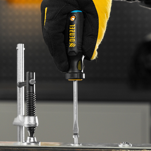 Отвертка, SL5x75 мм, S2, 3к рукоятка Denzel по ценам производителя в Уфе с доставкой по всей России