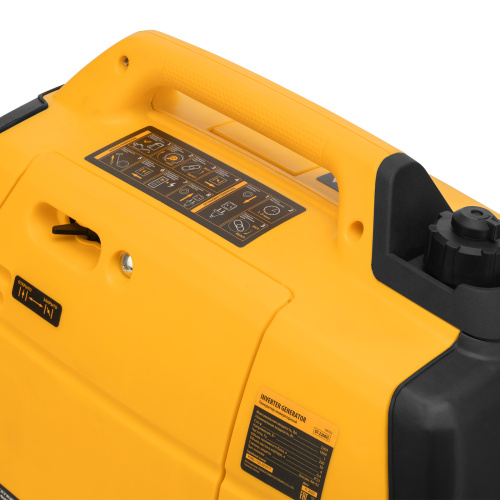 Генератор инверторный GT-2200iS, 2.2 кВт, 230 В, бак 4 л, закрытый корпус, ручной старт Denzel по ценам производителя в Уфе с доставкой по всей России