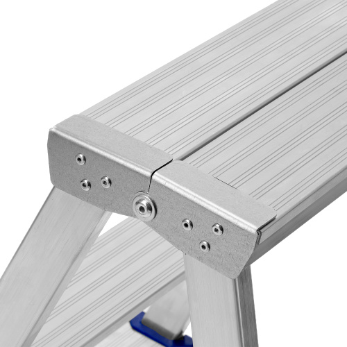 Стремянка двусторонняя 3 ступени, алюминиевая, Сибртех по ценам производителя в Уфе с доставкой по всей России