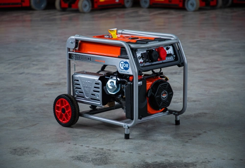 Генератор бензиновый 8,0 кВт 220В/380В с электростартером TOR KM11000HE по ценам производителя в Уфе с доставкой по всей России