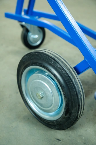 Тележка для баллонов пропан + кислород TOR ТГК-П, 2 баллона (250 резина + 160 поворотное) по ценам производителя в Уфе с доставкой по всей России