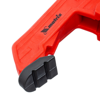 Струбцина клещеобразная 3, усиленная, пластиковый корпус, двухкомпонентные рукоятки, 75 мм Matrix по ценам производителя в Уфе с доставкой по всей России