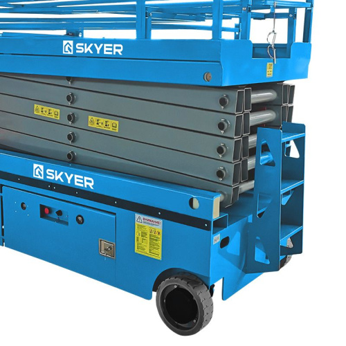 Самоходный ножничный подъемник с выдвижной платформой SKYER PL1625 по ценам производителя в Уфе с доставкой по всей России