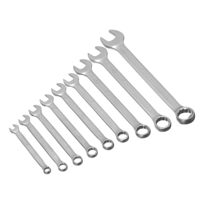 Набор инструментов, 1/2", 1/4", пластиковый кейс, 82 предмета Сибртех по ценам производителя в Уфе с доставкой по всей России