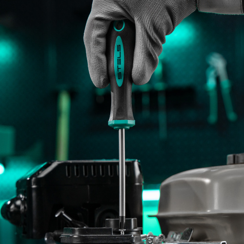 Набор инструментов, 1/2", 1/4", CrV, 12 гранные головки, пластиковый кейс, 76 предметов Stels по ценам производителя в Уфе с доставкой по всей России