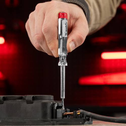 Набор диэлектрических отверток 7 шт, до 1000 В, пробник электрический до 250 В, двухкомпонентные рукоятки Matrix Professional по ценам производителя в Уфе с доставкой по всей России