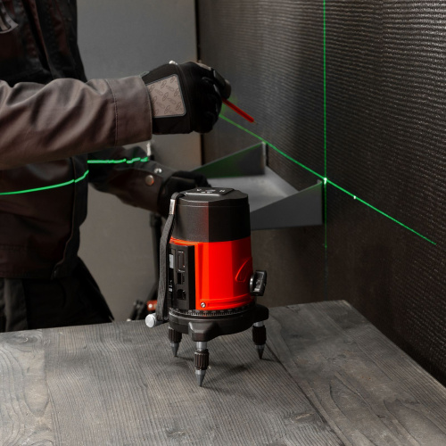 Лазерный уровень CRX-30G, 30 м, зеленый луч, батарейки, резьба 5/8" MTX по ценам производителя в Уфе с доставкой по всей России