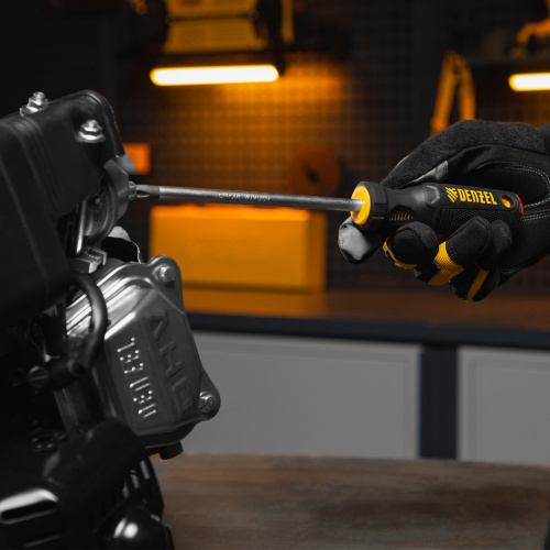 Отвертка PH3х150 мм, CrV, трехкомпонентная рукоятка Denzel по ценам производителя в Уфе с доставкой по всей России