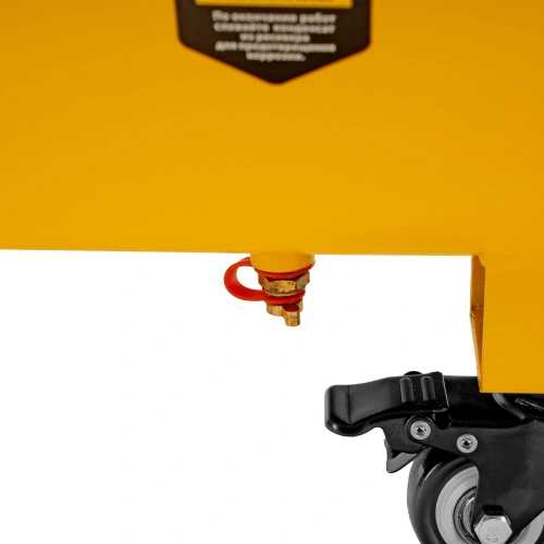 Компрессор безмасляный, малошумный  DLS 2250/100, 2250 Вт, 3x750, 100 л, 410 л/мин блок управления/ Denzel по ценам производителя в Уфе с доставкой по всей России