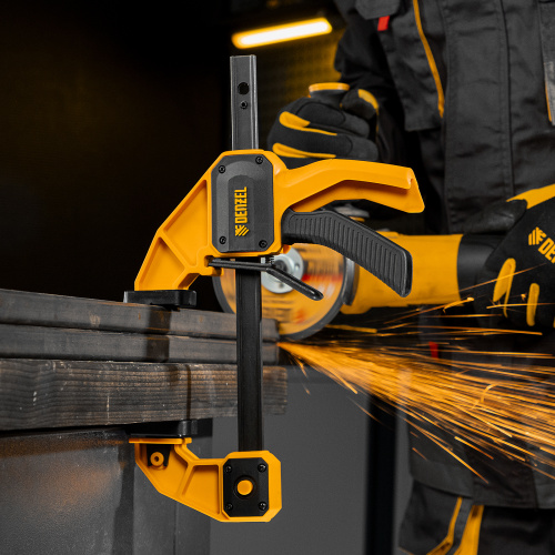 Струбцина F-образная, быстрозажимная, 150 х 80 мм, усиленный нейлоновый корпус Denzel по ценам производителя в Уфе с доставкой по всей России