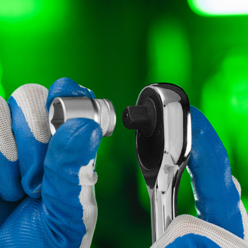 Ключ-трещотка 3/8", 45 зубьев, с быстрым сбросом, CrV, хром Сибртех по ценам производителя в Уфе с доставкой по всей России