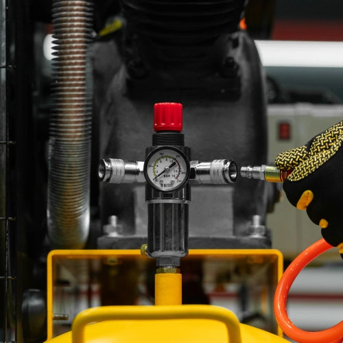 Компрессор воздушный рем. привод BCV 4000-T/100, 4,0 кВт, 100 литров, 690 л/мин Denzel по ценам производителя в Уфе с доставкой по всей России