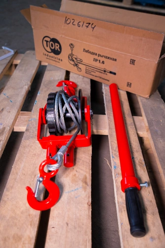 Лебедка ручная TOR ЛР-1,6 3 м по ценам производителя в Уфе с доставкой по всей России