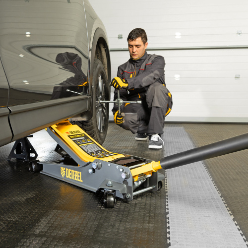Домкрат гидравлический подкатной, 3 т, 85-610 мм, быстрый подъем, низ. подхват, проф, SUV Denzel по ценам производителя в Уфе с доставкой по всей России