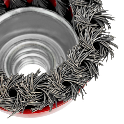 Щетка для УШМ, 65 мм, М14, "чашка", крученая проволока 0.5 мм Matrix по ценам производителя в Уфе с доставкой по всей России