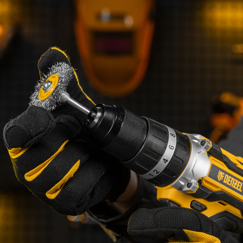 Набор щеток для дрели, 5 Плоских 25-38-50-63-75 мм, шпилька, нерж. вит. проволока Denzel по ценам производителя в Уфе с доставкой по всей России