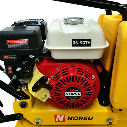 Виброплита бензиновая прямоходная NORSU RF-90TH (колесный комплект, бак для воды) по ценам производителя в Уфе с доставкой по всей России