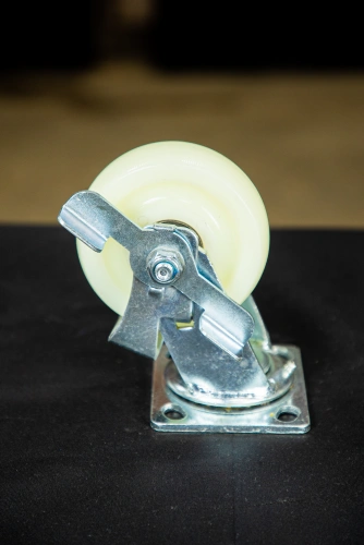 Колесо большегрузное поворотное SCdnb 55 125 мм полипропиленовое с тормозом по ценам производителя в Уфе с доставкой по всей России