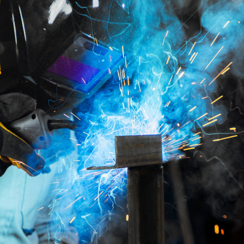 Аппарат инвертор. полуавтомат. cварки IMIG-200, 200 А, ПВ 60%, катушка 5 кг Denzel по ценам производителя в Уфе с доставкой по всей России