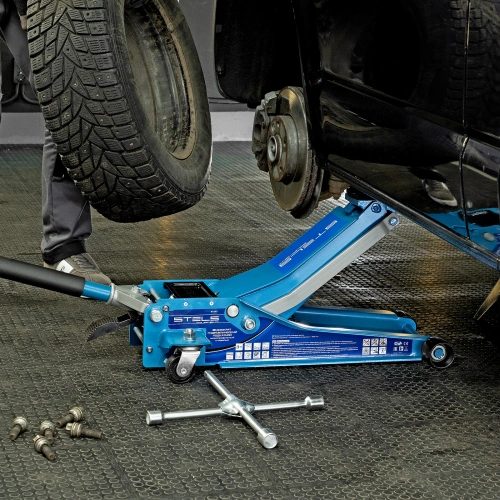 Домкрат гидравлический подкатной 3 т, быстрый подъем, Low profile quick lift, 75-505 мм, профессиональный STELS по ценам производителя в Уфе с доставкой по всей России