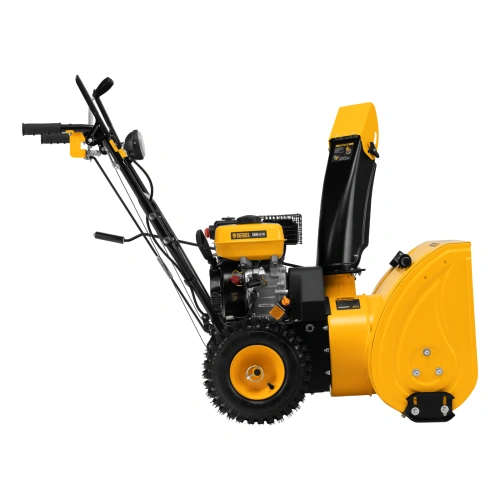Бензиновая снегоуборочная машина SBM 610, 212 cc, ручной старт, фара Denzel по ценам производителя в Уфе с доставкой по всей России