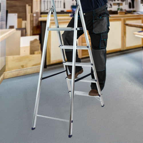 Стремянка усиленная, 5 ступеней, алюминиевая, MTX по ценам производителя в Уфе с доставкой по всей России