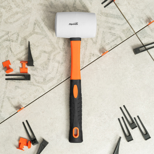 Киянка резиновая, 680 г, белая резина, фибергласовая рукоятка Sparta по ценам производителя в Уфе с доставкой по всей России