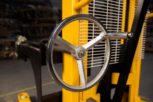 Штабелер-бочкокантователь гидравлический 0,5 т 2,5 м TOR WDS500-2500 по ценам производителя в Уфе с доставкой по всей России