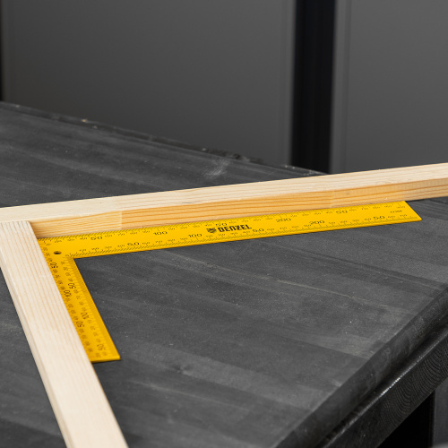 Угольник стальной, 200 х 300 мм Denzel по ценам производителя в Уфе с доставкой по всей России