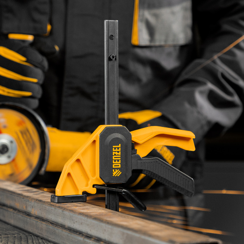 Струбцина F-образная, быстрозажимная, 150 х 55 мм, усиленный нейлоновый корпус Denzel по ценам производителя в Уфе с доставкой по всей России