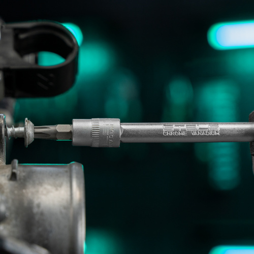 Набор инструментов 1/2", 1/4", CrV, 12 гранные головки, пластиковый кейс, 94 предмета Stels по ценам производителя в Уфе с доставкой по всей России