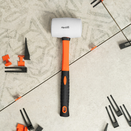 Киянка резиновая, 450 г, белая резина, фибергласовая рукоятка Sparta по ценам производителя в Уфе с доставкой по всей России