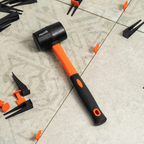 Киянка резиновая, 225 г, черная резина, фибергласовая рукоятка Sparta по ценам производителя в Уфе с доставкой по всей России