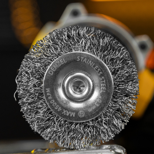 Набор щеток для дрели, 1 Плоская 50мм, 2 Чашки 25-50мм, шпилька, нерж. вит. проволока Denzel по ценам производителя в Уфе с доставкой по всей России