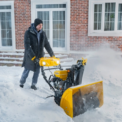 Бензиновая снегоуборочная машина SBL 711DT PRO, 420cc, гусеницы, эл.старт, блок. дифф. Denzel по ценам производителя в Уфе с доставкой по всей России