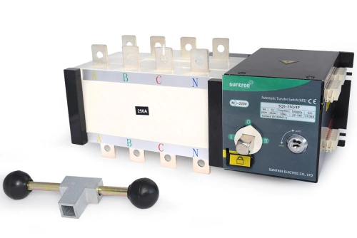 Реверсивный рубильник SQ5-250/4 ~400V In250A по ценам производителя в Уфе с доставкой по всей России