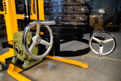 Штабелер-бочкокантователь гидравлический 0,35 т 1,94 м XILIN YTD-35 по ценам производителя в Уфе с доставкой по всей России