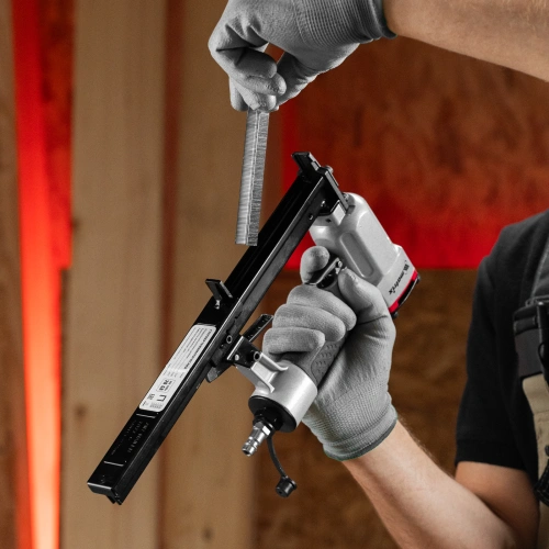 Степлер пневматический для прямоугольных скоб от 10 до 22 мм Matrix по ценам производителя в Уфе с доставкой по всей России