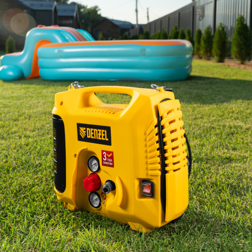 Компрессор воздушный DL1300, 10 бар, 1,3 кВт 180 л/мин 5 л, с набором аксессуаров Denzel по ценам производителя в Уфе с доставкой по всей России