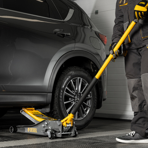 Домкрат гидравлический подкатной, 3 т, 75-500 мм, быстрый подъем, низкий подхват, проф. Denzel по ценам производителя в Уфе с доставкой по всей России