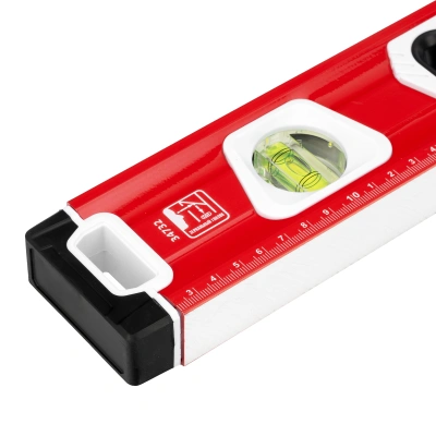 Уровень алюминиевый, магнит, фрезерованный, 3 глазка (1 зеркальный) двухкомпонентные рукоятки, 800 мм Matrix по ценам производителя в Уфе с доставкой по всей России