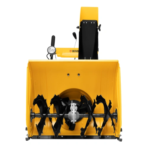 Бензиновая снегоуборочная машина SBM 610, 212 cc, ручной старт, фара Denzel по ценам производителя в Уфе с доставкой по всей России