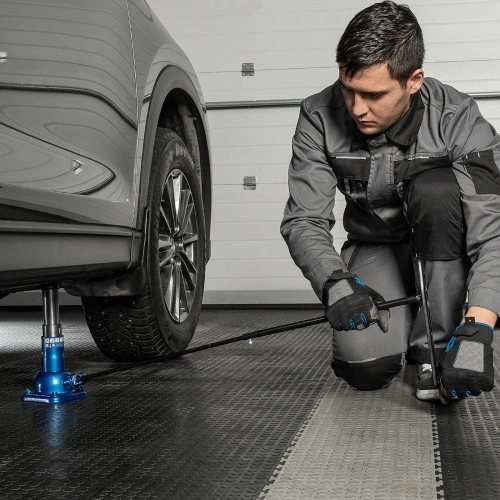 Домкрат механический бутылочный, 2 т, h подъема 180-395 мм, 2 части (домкрат, ручка) Stels по ценам производителя в Уфе с доставкой по всей России