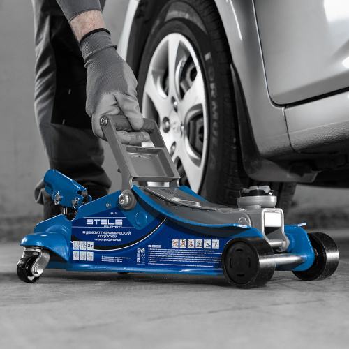 Домкрат гидравлический подкатной, поворотная рукоятка, 2 т, Low Profile, 100-350 мм Stels по ценам производителя в Уфе с доставкой по всей России