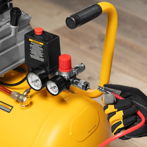 Компрессор воздушный, прямой привод DC1500/50, 1.5 кВт, 50 литров, 220 л/мин Denzel по ценам производителя в Уфе с доставкой по всей России