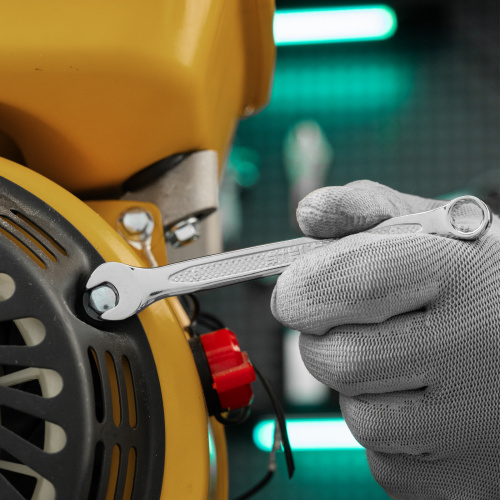 Ключ комбинированный, 8 мм, CrV, антислип Stels по ценам производителя в Уфе с доставкой по всей России