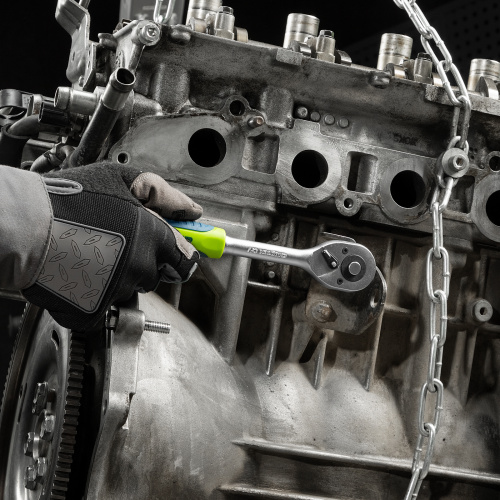 Набор инструментов, 1/2", 3/8", 1/4", пластиковый кейс 172 предм. Сибртех по ценам производителя в Уфе с доставкой по всей России