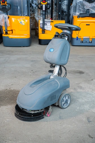 Машина поломоечная с АКБ GEL 24/35 В/Ач TOR MINI 350 купить в Москве с доставкой по всей России | ProtosMarket.ru