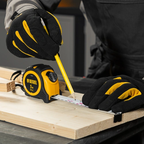 Рулетка 5м х 25мм, обрезиненный корпус, автоматическая фиксация Denzel по ценам производителя в Уфе с доставкой по всей России